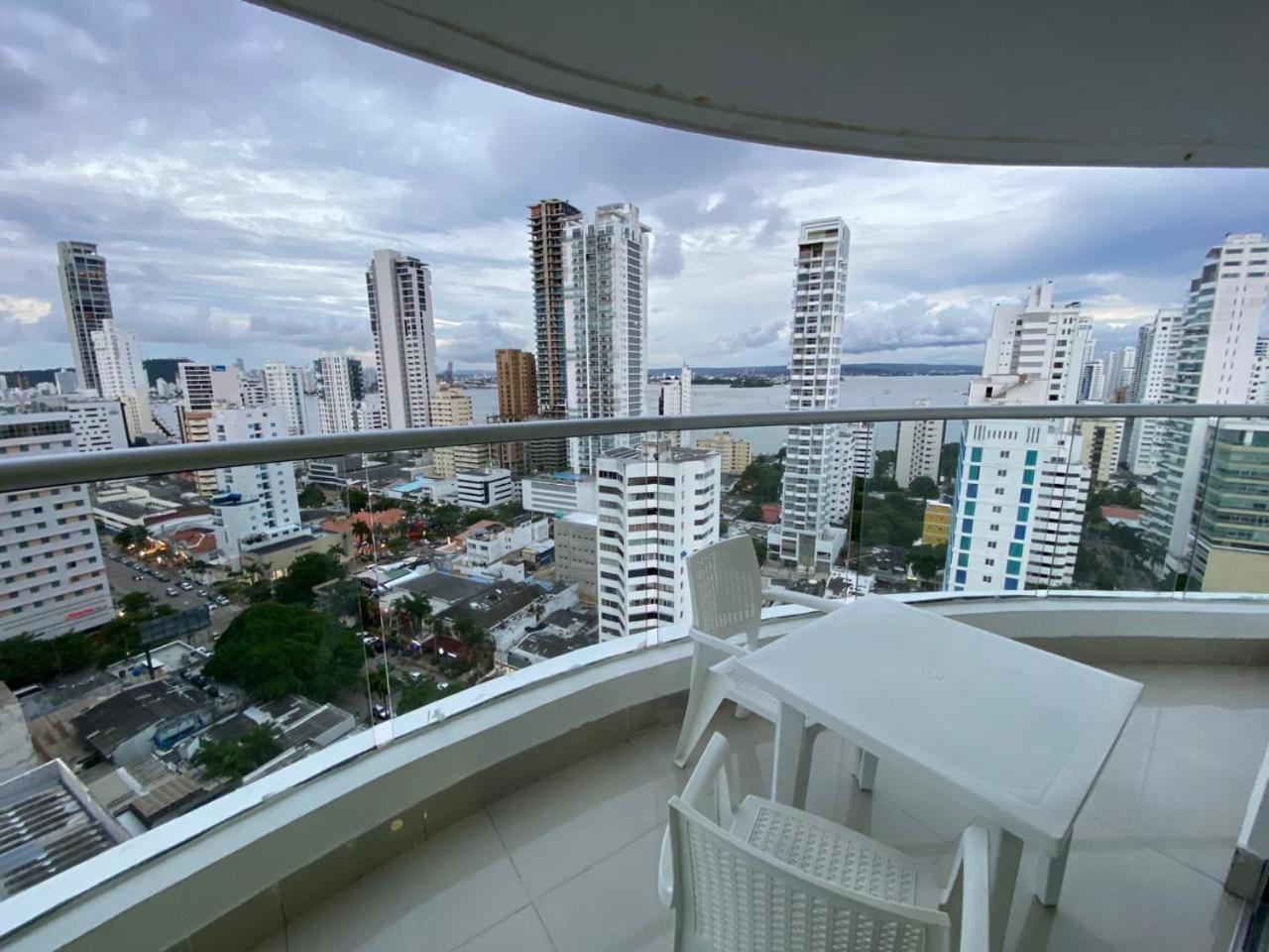 Apartamento Palmetto Eliptic 23 Icdi Cartagena Luaran gambar